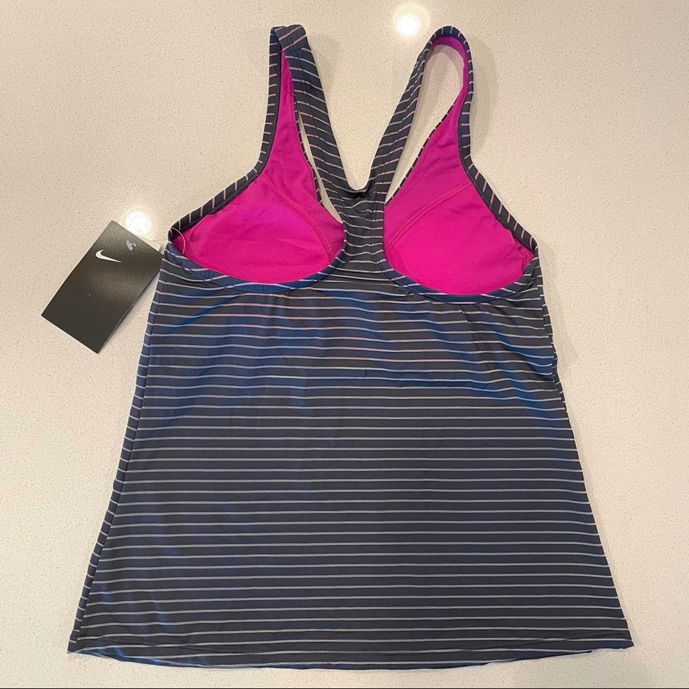 Nike fitted Gray Swim Top with Fuchsia Bra - Picture 2 of 6